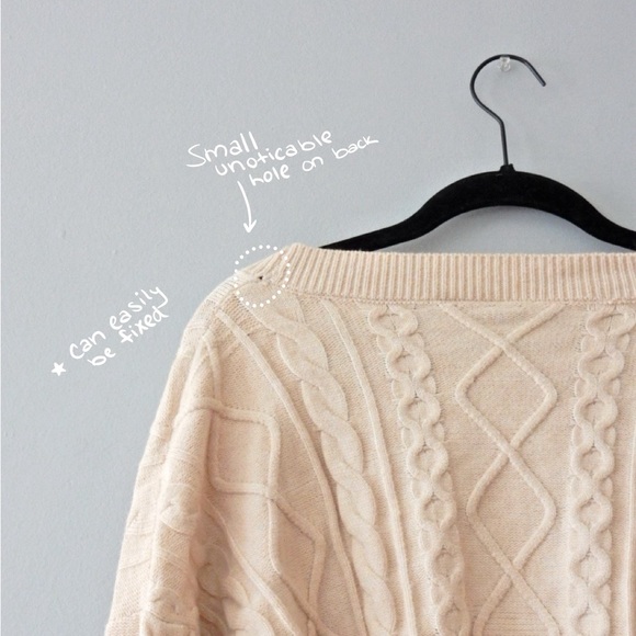 Cropped, Oatmeal Cable Knit Cardigan - Picture 2 of 4